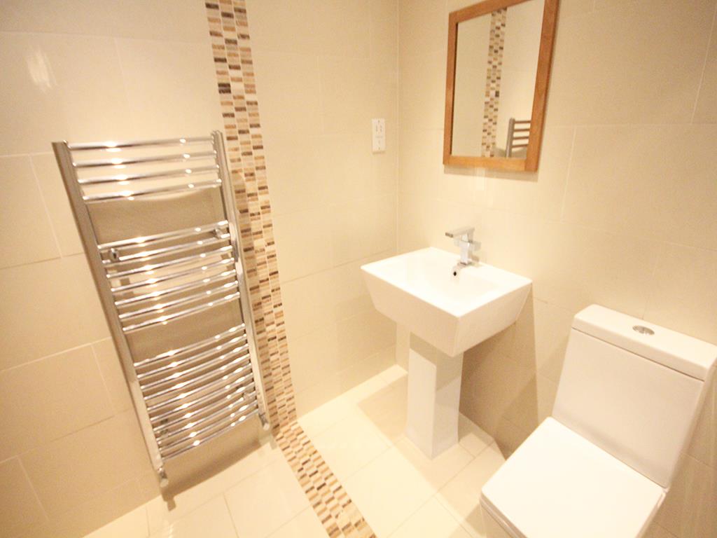 2 bedroom apartment For Sale in Foulridge, Colne - IMG_0318.jpg